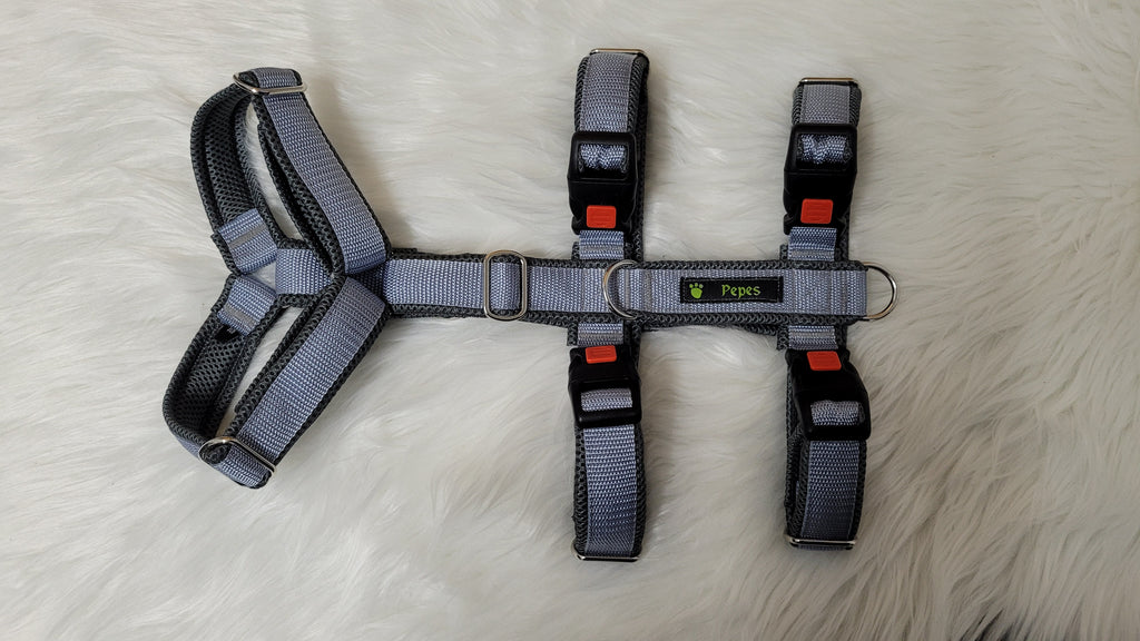 Sicherheitsgeschirr Gr. M (aus 25 mm breitem Gurtband) mit Metall Schiebern